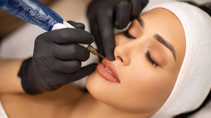 PMU semi-permanent makeup